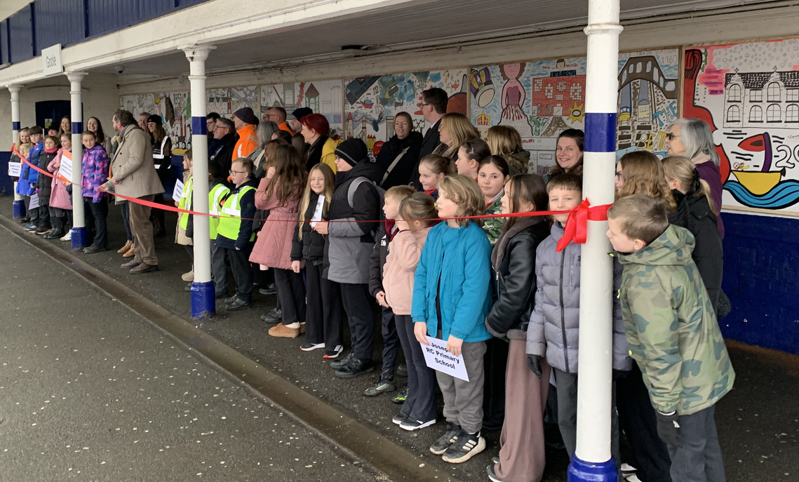 Children at the unveiling of Goole station mural
